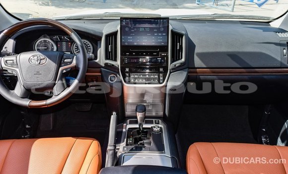 Buy Import Toyota Land Cruiser White Car in Import - Dubai in Dushanbe Buy Import Toyota Land Cruiser White Car in Import - Dubai in Dushanbe