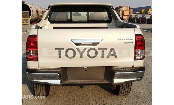 Buy Import Toyota Hilux White Car in Import - Dubai in Dushanbe Buy Import Toyota Hilux White Car in Import - Dubai in Dushanbe