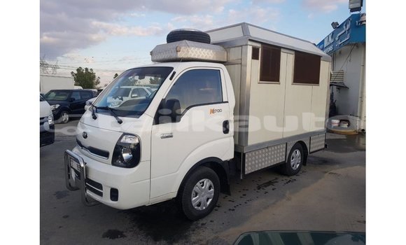 Buy Import Kia Carens White Car in Import - Dubai in Dushanbe Buy Import Kia Carens White Car in Import - Dubai in Dushanbe