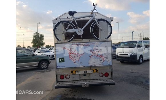 Buy Import Kia Carens White Car in Import - Dubai in Dushanbe Buy Import Kia Carens White Car in Import - Dubai in Dushanbe