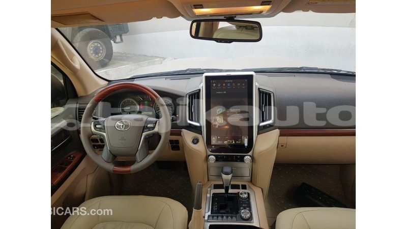 Big with watermark toyota land cruiser dushanbe import dubai 1913