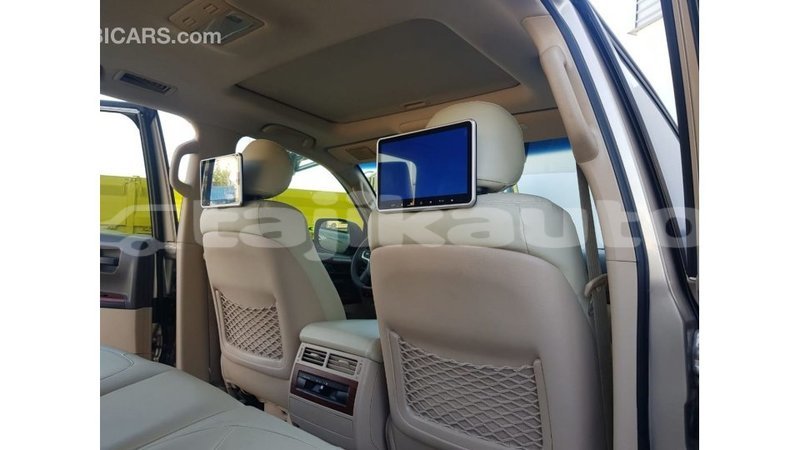 Big with watermark toyota land cruiser dushanbe import dubai 1913