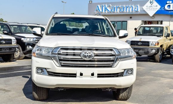 Buy Import Toyota Land Cruiser White Car in Import - Dubai in Dushanbe Buy Import Toyota Land Cruiser White Car in Import - Dubai in Dushanbe