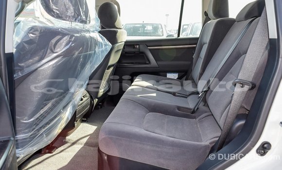 Buy Import Toyota Land Cruiser White Car in Import - Dubai in Dushanbe Buy Import Toyota Land Cruiser White Car in Import - Dubai in Dushanbe