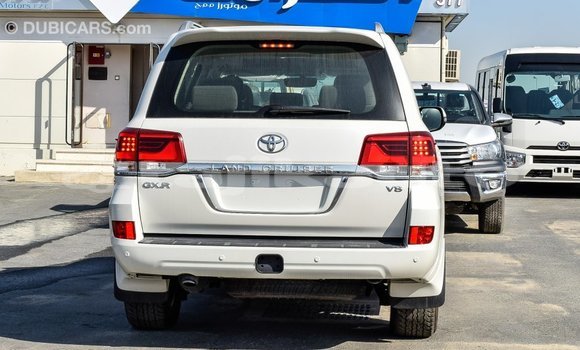 Buy Import Toyota Land Cruiser White Car in Import - Dubai in Dushanbe Buy Import Toyota Land Cruiser White Car in Import - Dubai in Dushanbe