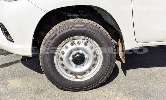 Buy Import Toyota Hilux White Car in Import - Dubai in Dushanbe Buy Import Toyota Hilux White Car in Import - Dubai in Dushanbe