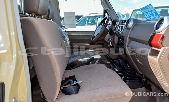 Buy Import Toyota Land Cruiser Beige Car in Import - Dubai in Dushanbe Buy Import Toyota Land Cruiser Beige Car in Import - Dubai in Dushanbe