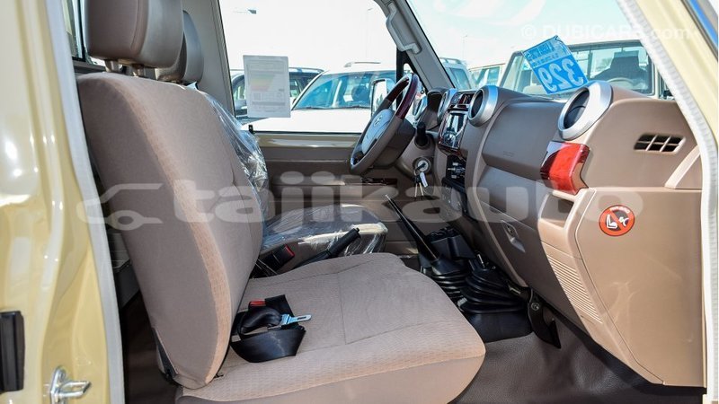 Big with watermark toyota land cruiser dushanbe import dubai 1923