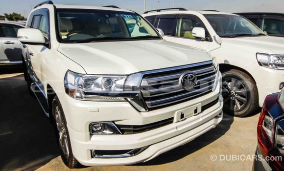 Buy Import Toyota Land Cruiser White Car in Import - Dubai in Dushanbe Buy Import Toyota Land Cruiser White Car in Import - Dubai in Dushanbe
