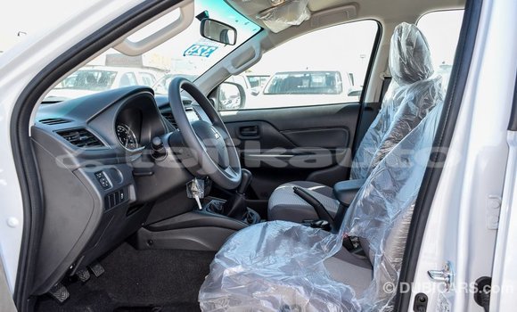 Buy Import Mitsubishi L200 White Car in Import - Dubai in Dushanbe Buy Import Mitsubishi L200 White Car in Import - Dubai in Dushanbe