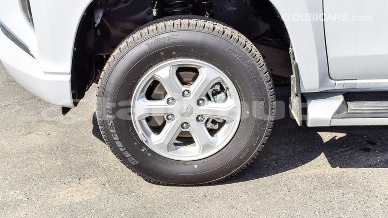Big with watermark mitsubishi l200 dushanbe import dubai 1928