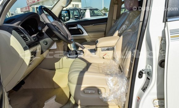 Buy Import Toyota Land Cruiser White Car in Import - Dubai in Dushanbe Buy Import Toyota Land Cruiser White Car in Import - Dubai in Dushanbe
