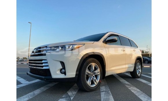 Buy Import Toyota Highlander White Car in Import - Dubai in Dushanbe Buy Import Toyota Highlander White Car in Import - Dubai in Dushanbe