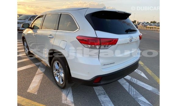 Buy Import Toyota Highlander White Car in Import - Dubai in Dushanbe Buy Import Toyota Highlander White Car in Import - Dubai in Dushanbe
