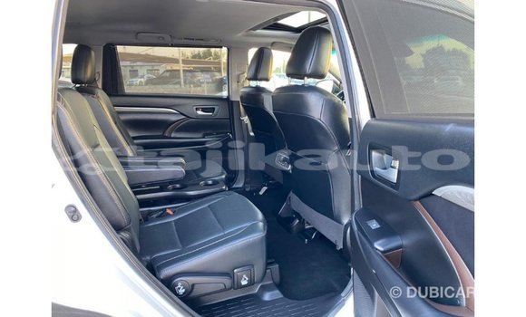 Buy Import Toyota Highlander White Car in Import - Dubai in Dushanbe Buy Import Toyota Highlander White Car in Import - Dubai in Dushanbe