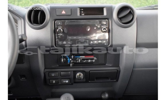 Buy Import Toyota Land Cruiser White Car in Import - Dubai in Dushanbe Buy Import Toyota Land Cruiser White Car in Import - Dubai in Dushanbe