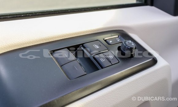 Buy Import Toyota Hiace White Car in Import - Dubai in Dushanbe Buy Import Toyota Hiace White Car in Import - Dubai in Dushanbe