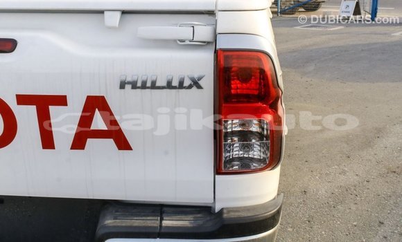 Buy Import Toyota Hilux White Car in Import - Dubai in Dushanbe Buy Import Toyota Hilux White Car in Import - Dubai in Dushanbe