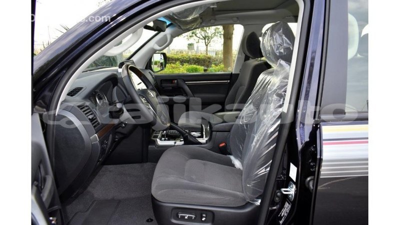 Big with watermark toyota land cruiser dushanbe import dubai 1981