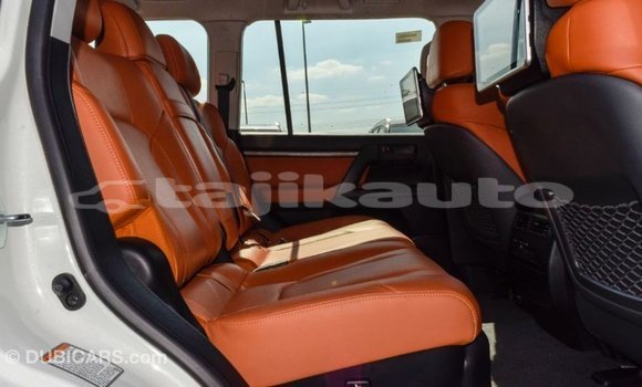 Buy Import Toyota Land Cruiser White Car in Import - Dubai in Dushanbe Buy Import Toyota Land Cruiser White Car in Import - Dubai in Dushanbe