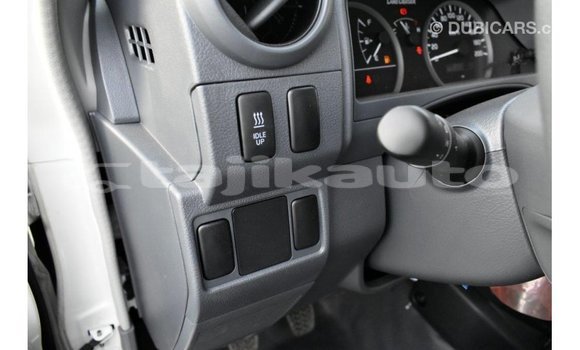 Buy Import Toyota Land Cruiser White Car in Import - Dubai in Dushanbe Buy Import Toyota Land Cruiser White Car in Import - Dubai in Dushanbe