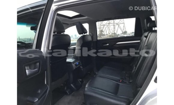 Buy Import Toyota Highlander Other Car in Import - Dubai in Dushanbe Buy Import Toyota Highlander Other Car in Import - Dubai in Dushanbe