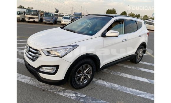 Buy Import Hyundai Santa Fe White Car in Import - Dubai in Dushanbe Buy Import Hyundai Santa Fe White Car in Import - Dubai in Dushanbe