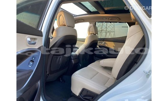 Buy Import Hyundai Santa Fe White Car in Import - Dubai in Dushanbe Buy Import Hyundai Santa Fe White Car in Import - Dubai in Dushanbe