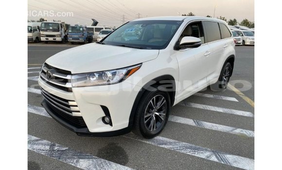 Buy Import Toyota Highlander White Car in Import - Dubai in Dushanbe Buy Import Toyota Highlander White Car in Import - Dubai in Dushanbe