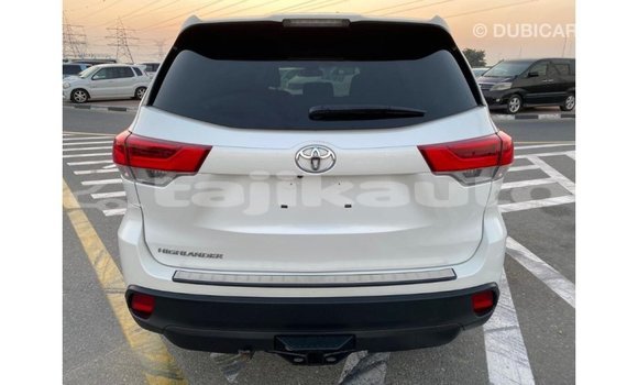 Buy Import Toyota Highlander White Car in Import - Dubai in Dushanbe Buy Import Toyota Highlander White Car in Import - Dubai in Dushanbe