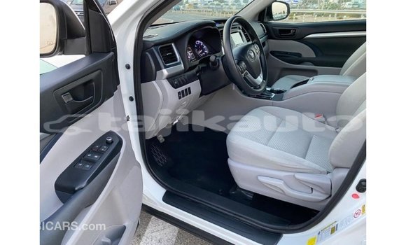 Buy Import Toyota Highlander White Car in Import - Dubai in Dushanbe Buy Import Toyota Highlander White Car in Import - Dubai in Dushanbe