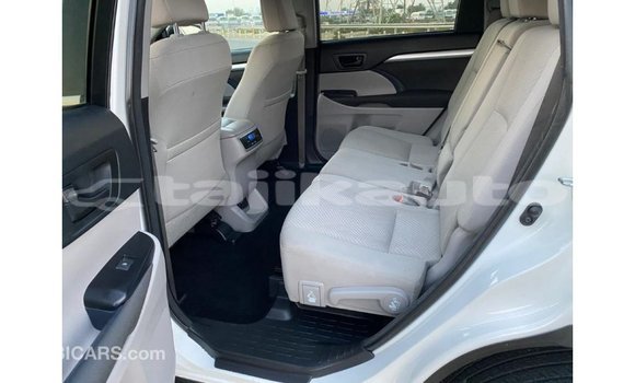 Buy Import Toyota Highlander White Car in Import - Dubai in Dushanbe Buy Import Toyota Highlander White Car in Import - Dubai in Dushanbe