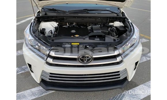 Buy Import Toyota Highlander White Car in Import - Dubai in Dushanbe Buy Import Toyota Highlander White Car in Import - Dubai in Dushanbe