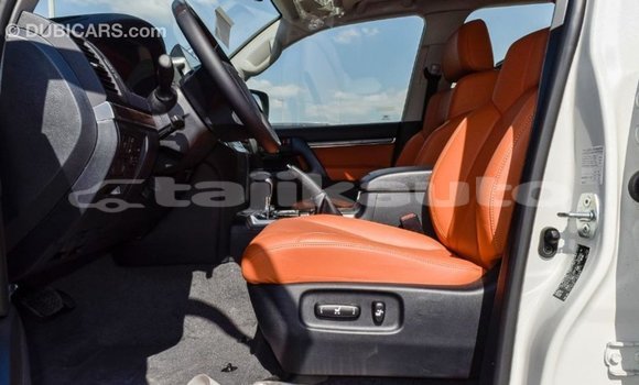 Buy Import Toyota Land Cruiser White Car in Import - Dubai in Dushanbe Buy Import Toyota Land Cruiser White Car in Import - Dubai in Dushanbe