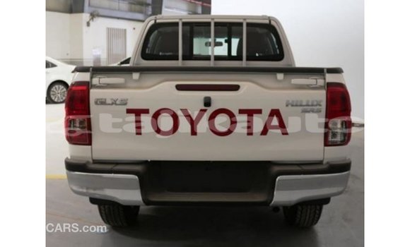 Buy Import Toyota Hilux White Car in Import - Dubai in Dushanbe Buy Import Toyota Hilux White Car in Import - Dubai in Dushanbe