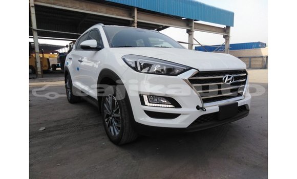 Buy Import Hyundai Tucson White Car in Import - Dubai in Dushanbe Buy Import Hyundai Tucson White Car in Import - Dubai in Dushanbe