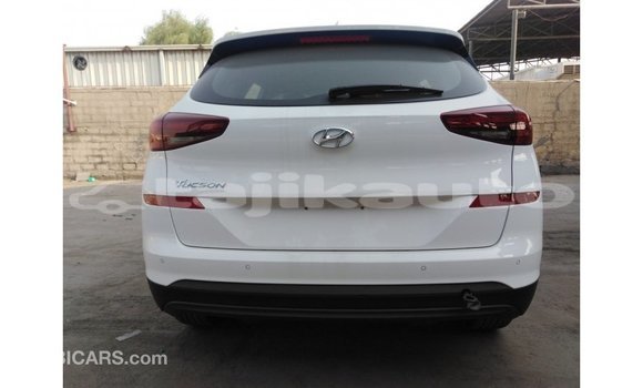 Buy Import Hyundai Tucson White Car in Import - Dubai in Dushanbe Buy Import Hyundai Tucson White Car in Import - Dubai in Dushanbe