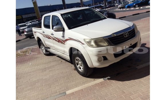 Buy Import Toyota Hilux White Car in Import - Dubai in Dushanbe Buy Import Toyota Hilux White Car in Import - Dubai in Dushanbe