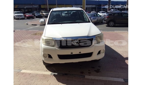 Buy Import Toyota Hilux White Car in Import - Dubai in Dushanbe Buy Import Toyota Hilux White Car in Import - Dubai in Dushanbe