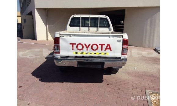 Buy Import Toyota Hilux White Car in Import - Dubai in Dushanbe Buy Import Toyota Hilux White Car in Import - Dubai in Dushanbe