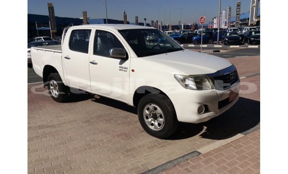 Buy Import Toyota Hilux White Car in Import - Dubai in Dushanbe Buy Import Toyota Hilux White Car in Import - Dubai in Dushanbe