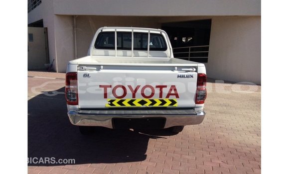 Buy Import Toyota Hilux White Car in Import - Dubai in Dushanbe Buy Import Toyota Hilux White Car in Import - Dubai in Dushanbe