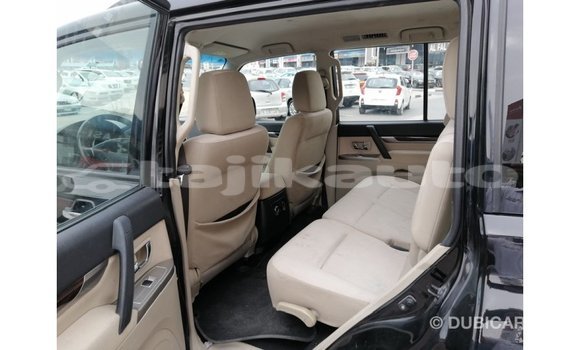 Buy Import Mitsubishi Pajero Black Car in Import - Dubai in Dushanbe Buy Import Mitsubishi Pajero Black Car in Import - Dubai in Dushanbe