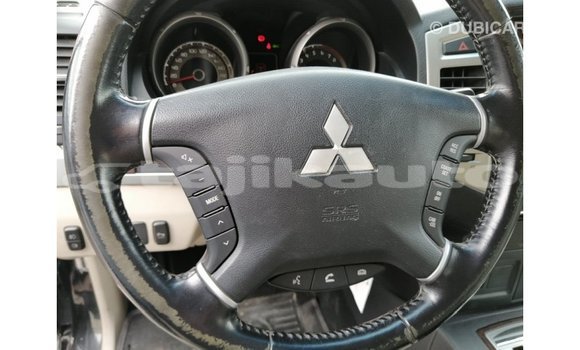Buy Import Mitsubishi Pajero Black Car in Import - Dubai in Dushanbe Buy Import Mitsubishi Pajero Black Car in Import - Dubai in Dushanbe