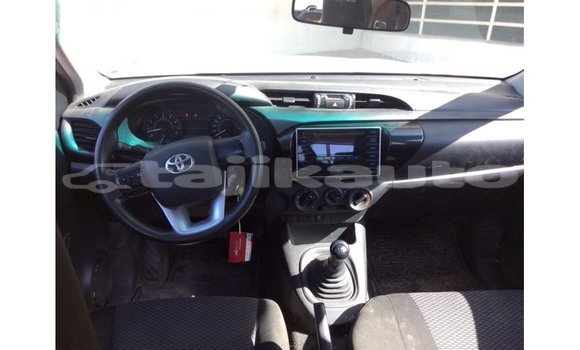 Buy Import Toyota Hilux White Car in Import - Dubai in Dushanbe Buy Import Toyota Hilux White Car in Import - Dubai in Dushanbe