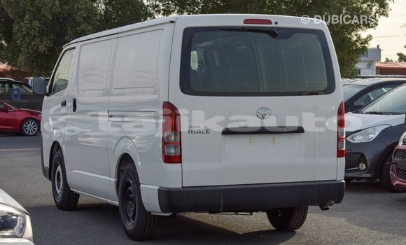 Buy Import Toyota Hiace White Car in Import - Dubai in Dushanbe Buy Import Toyota Hiace White Car in Import - Dubai in Dushanbe