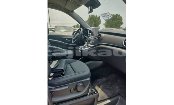 Buy Import Mercedes-Benz 250 Black Car in Import - Dubai in Dushanbe Buy Import Mercedes-Benz 250 Black Car in Import - Dubai in Dushanbe