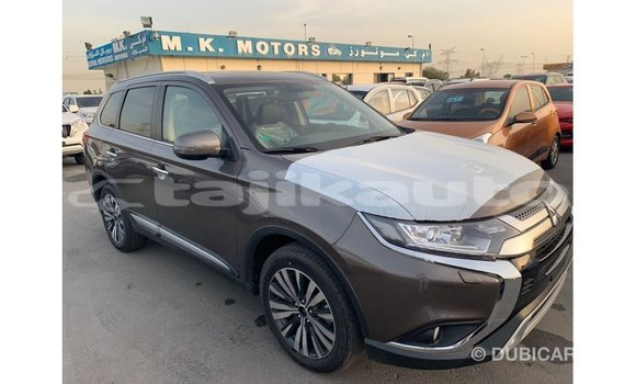 Buy Import Mitsubishi Outlander Brown Car in Import - Dubai in Dushanbe Buy Import Mitsubishi Outlander Brown Car in Import - Dubai in Dushanbe