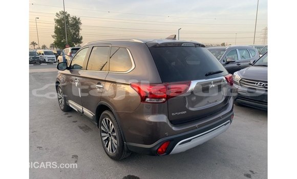 Buy Import Mitsubishi Outlander Brown Car in Import - Dubai in Dushanbe Buy Import Mitsubishi Outlander Brown Car in Import - Dubai in Dushanbe