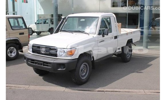 Buy Import Toyota Land Cruiser White Car in Import - Dubai in Dushanbe Buy Import Toyota Land Cruiser White Car in Import - Dubai in Dushanbe